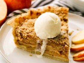 Pioneer Woman Apple Crumb Pie