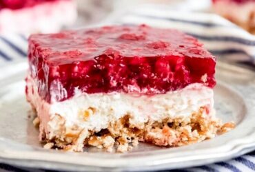 Cranberry Pretzel Salad