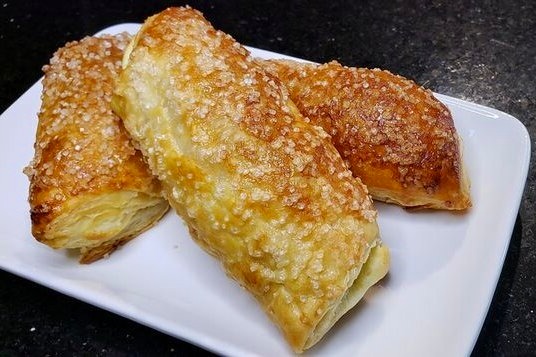 Porto’s Bakery Cheese Rolls